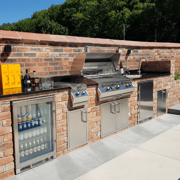 Blastcool XP1 Glass Door in Outdoor Kitchen Setting